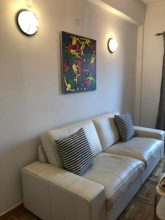 Cosy Apartment In Metaxourgeio Athens Exterior photo